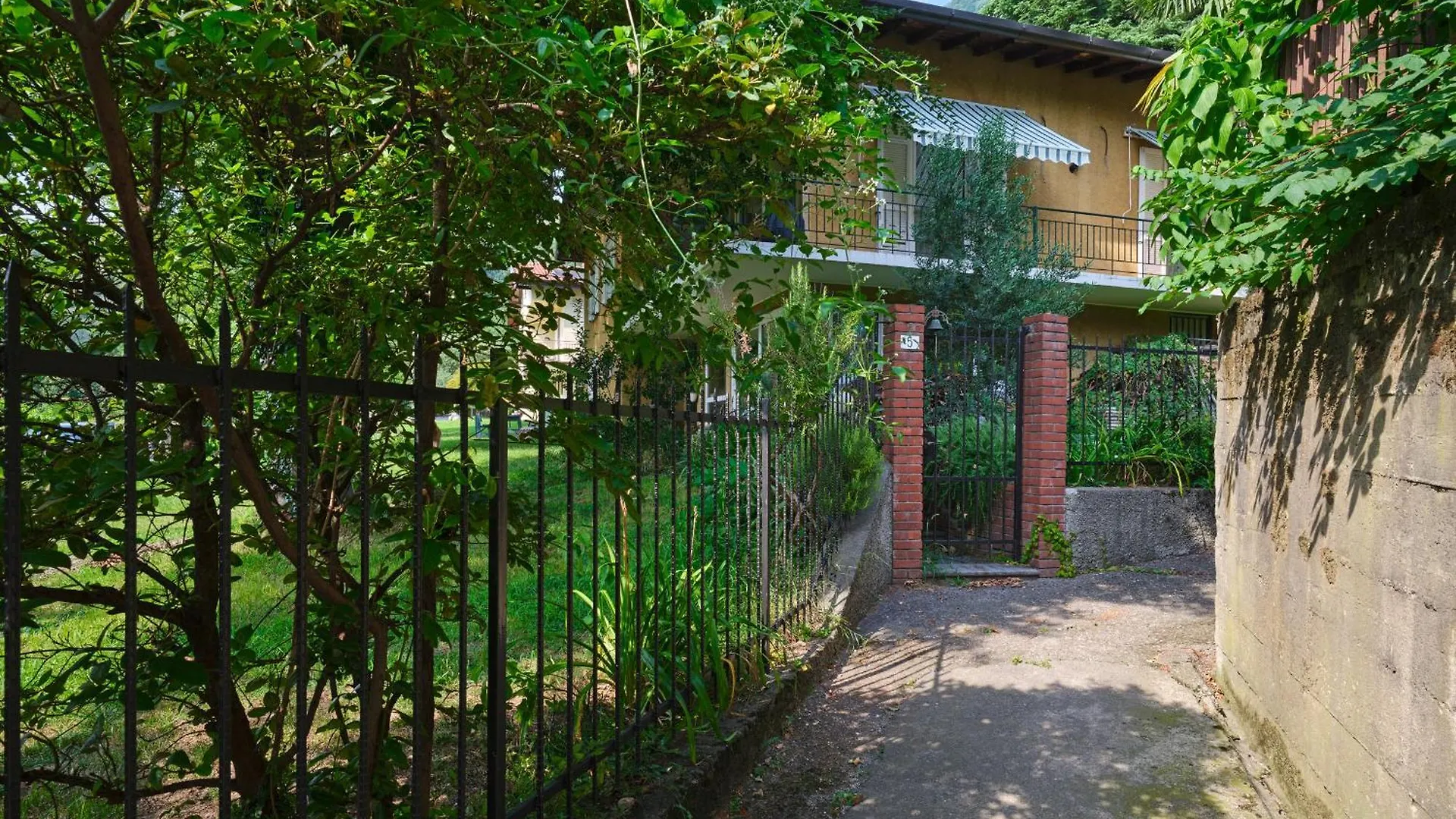 Casa Mileti Bed & Breakfast Vercurago